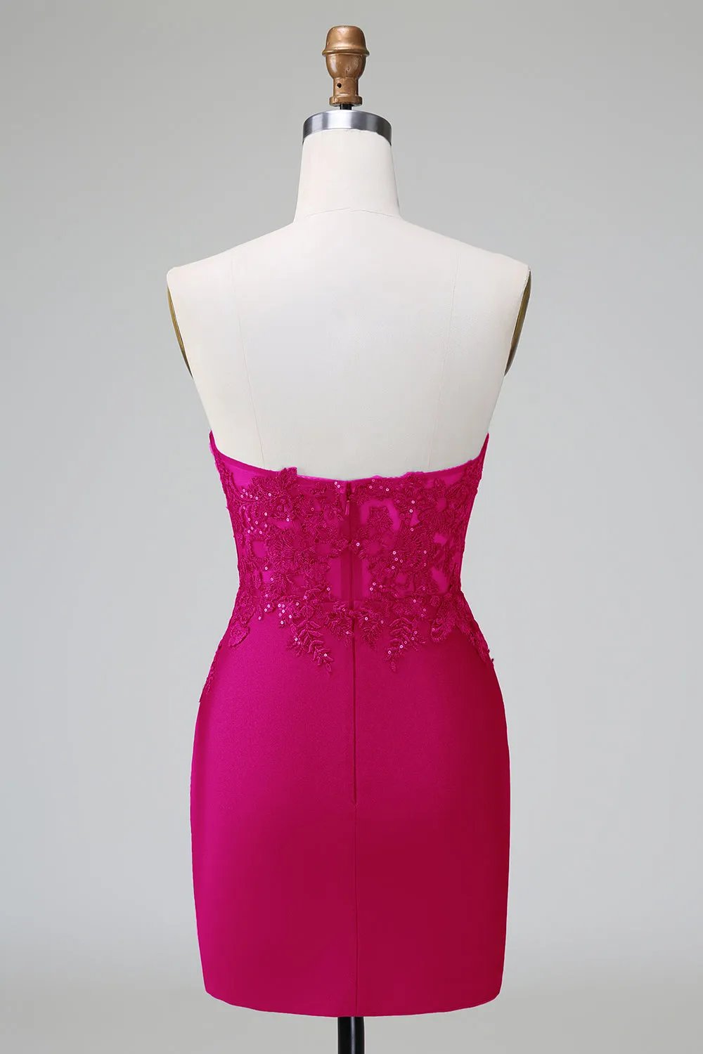 Classy Red Bodycon Strapless Pleated Short Homecoming Dress with Beading