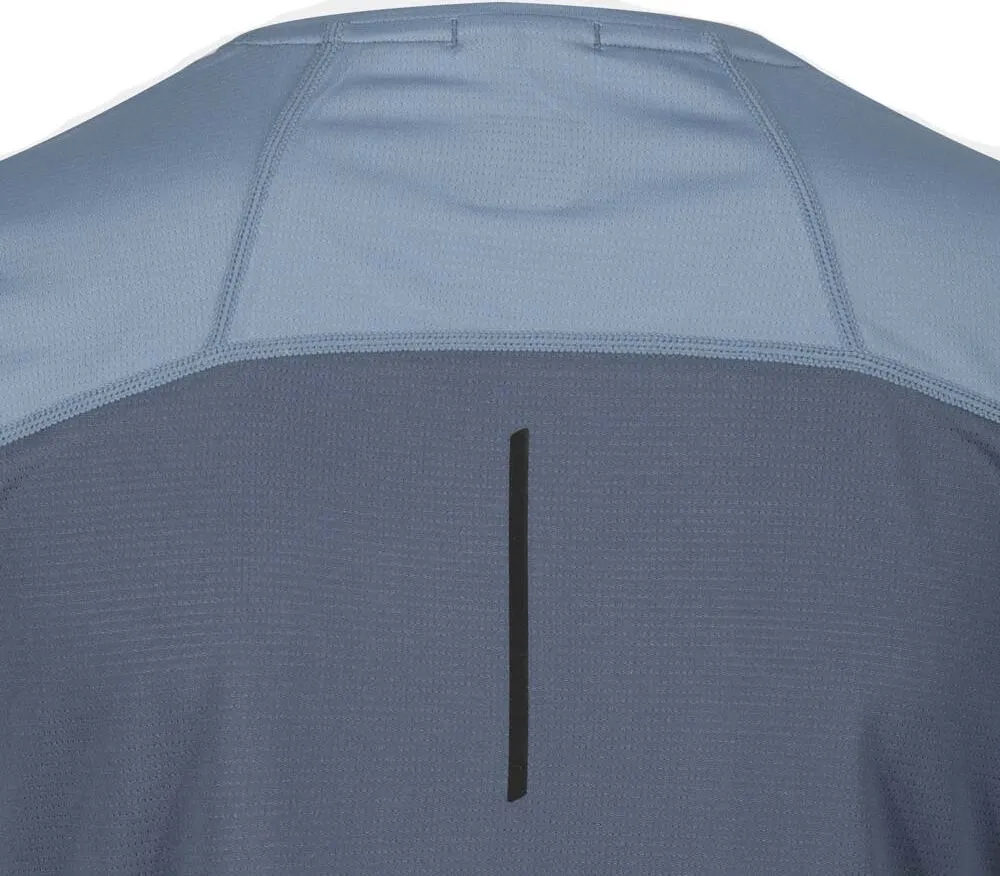 inov-8 Women&#x27;s Performance Long Sleeve T-Shirt Blue Grey / Slate | Buy inov-8 Women&#x27;s Performance Long Sleeve T-Shirt Blue Grey / Slate here | Outnorth