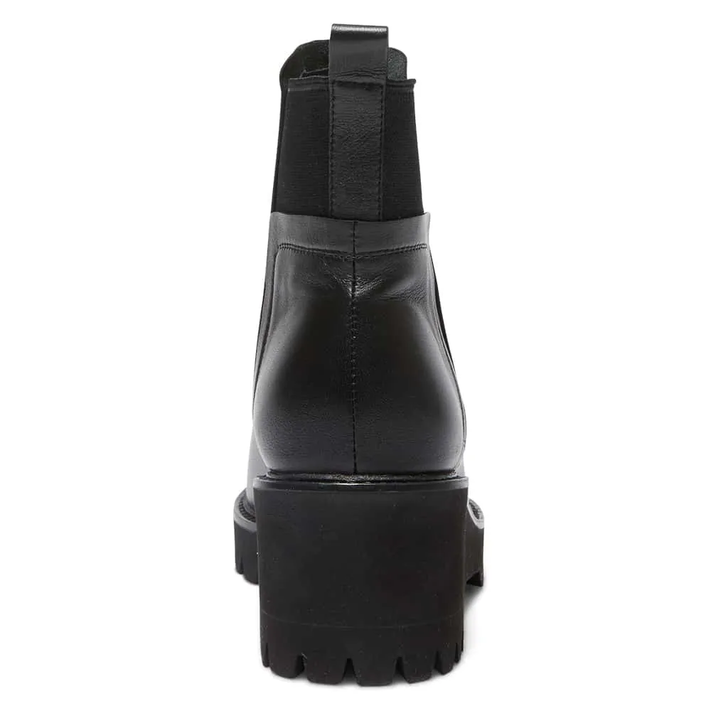 Jetson Boot in Black Leather