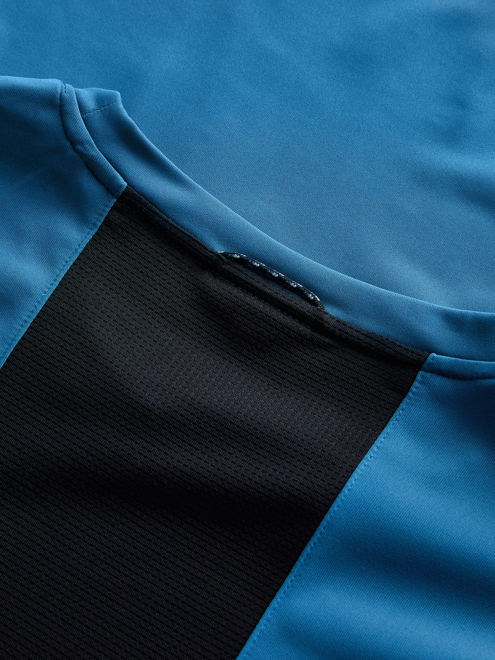 Peak Performance Men&#x27;s Alum Light Long Sleeve Midnight | Buy Peak Performance Men&#x27;s Alum Light Long Sleeve Midnight here | Outnorth
